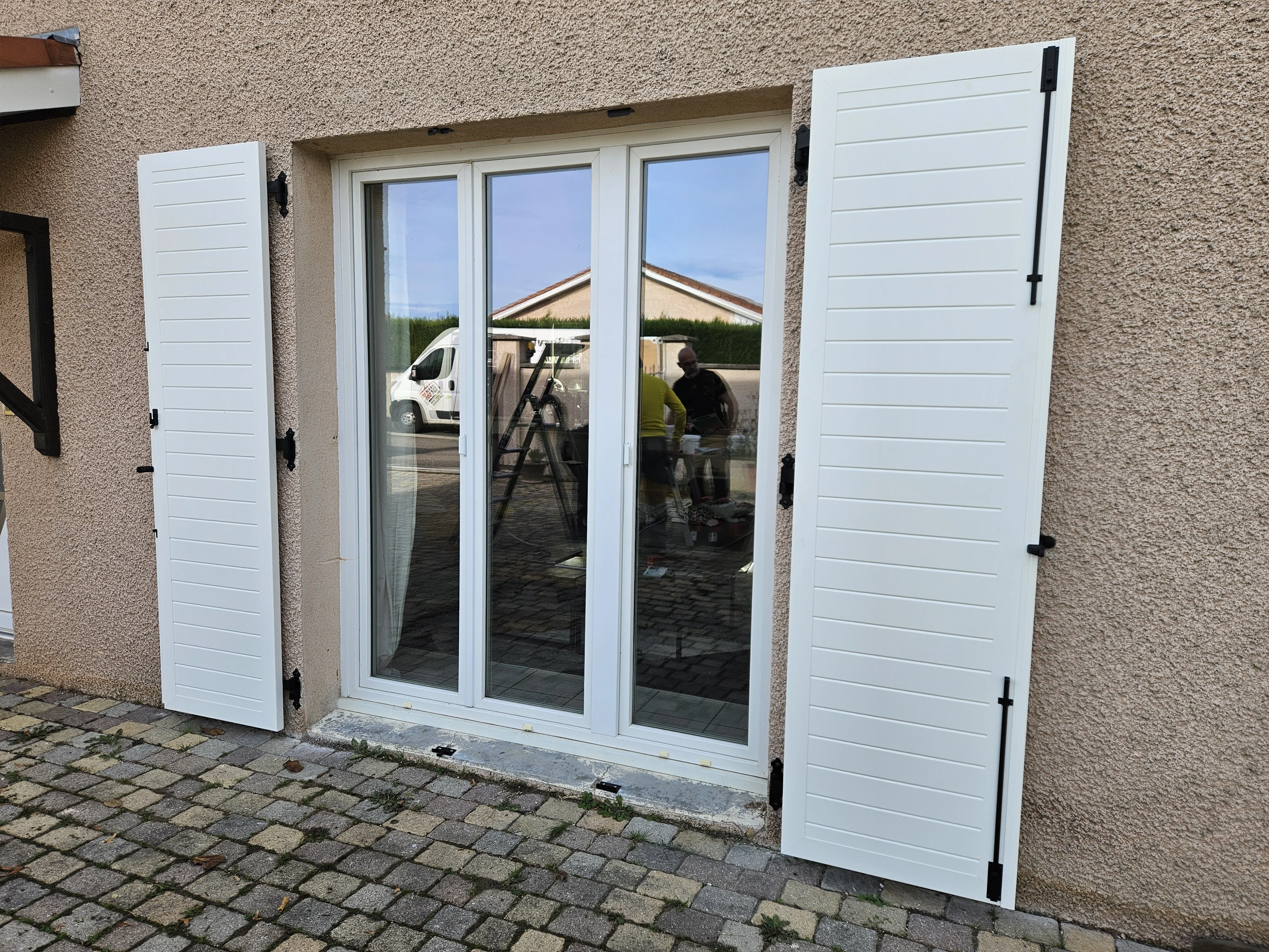 Volet battant aluminium isolant